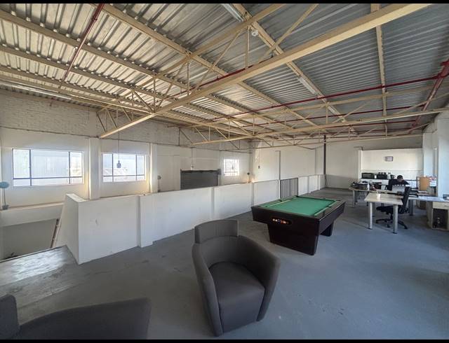 235M² WAREHOUSE TO LET IN BLACKHEATH INDUSTRIAL